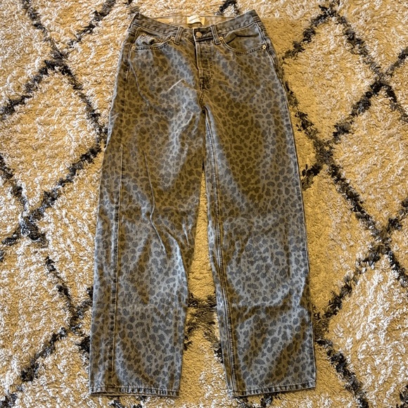 Universal Thread mid rise 90s baggy jeans - Picture 4 of 4